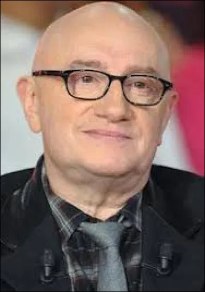 Dans quelle série de films interprète-t-il Jean-Yves Marteau en 2021 ?