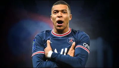 Dans quelle équipe a été formé Mbappé ?