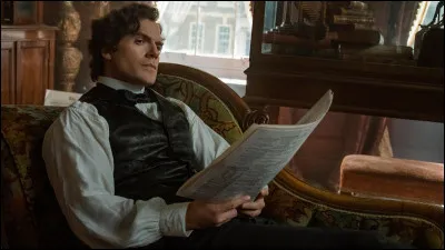 Quel acteur joue Sherlock Holmes ?