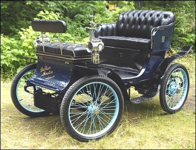 Quel est son concurrent de l'époque ?