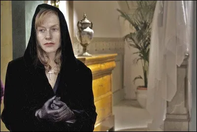 Ce film de Marco Bellocchio, sorti en 2012, avec Isabelle Huppert, c'est "La Belle ..."