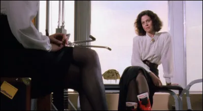 Comment s'intitule cette comédie dramatique avec Weaver ?