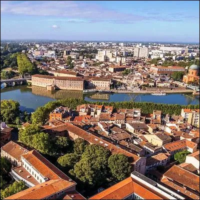 Quel vent soufflant sur Toulouse et sa région possède la réputation de rendre fou ?