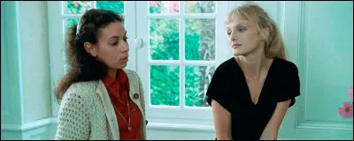 "Le beau mariage", sorti en 1982, avec Béatrice Romand, Arielle Dombasle, André Dussollier, Feodor Atkine et un film réalisé par ...