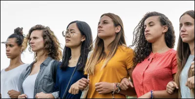 Qui chante "Femme, femme, femme" ?