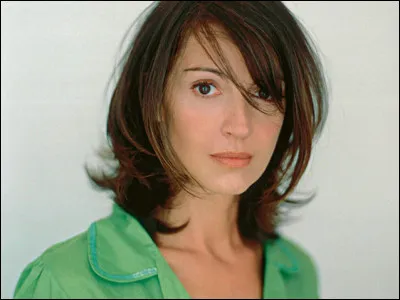 Qui est cette actrice qui joue le r&ocirc;le principal dans le t&eacute;l&eacute;film ''L'Inconnue du Val-Perdu'' ?