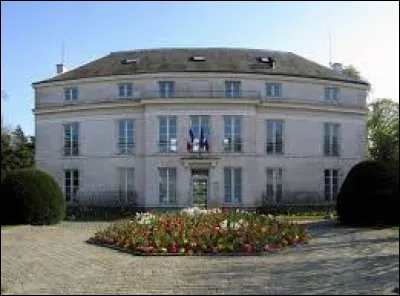 Ville Seine-et-Marnaise, Courtry se situe en région ...