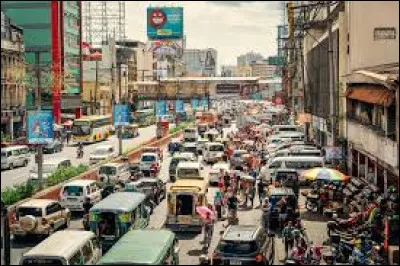 Quelle est cette ville, capitale des Philippines ?