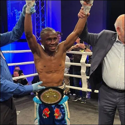 Dans quel sport utilise-t-on les poids mouches ?