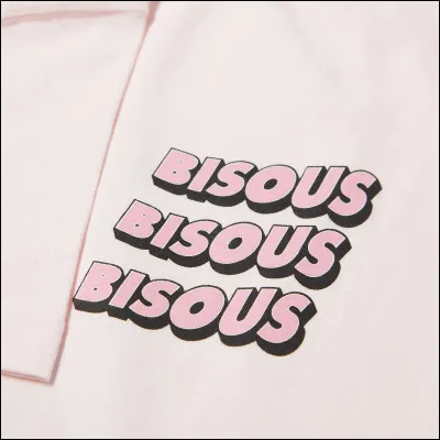 Ton petit copain ou ta petite copine te demande de l'embrasser mais tu n'en as pas envie, que fais-tu ?