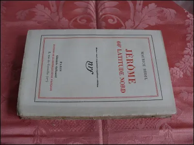 À quelle maison d'édition la collection "Blanche" appartient-elle ?