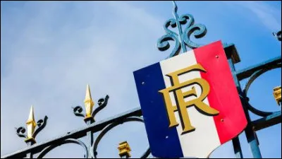 Quel président de République était surnommé ''Tonton'' ?