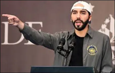 Comment s'appelle l'actuel dirigeant du Salvador ?