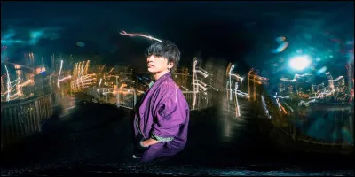 En 2014, il entame sa carri&egrave;re de musicien solo sous le label...