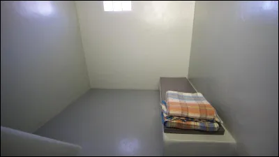 Trouvez la bonne orthographe du mot.