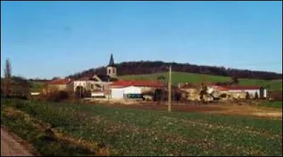 Notre balade prend fin en Lorraine, à Vaux-la-Grande. Ancienne commune de l'arrondissement de Commercy, elle se situe dans le département ...