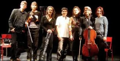 On dit qu'il s'agit d'une discordance, tant en musique qu'en linguistique.