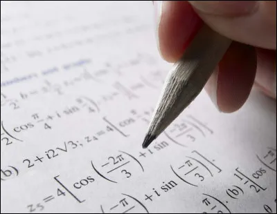 [Suite de l'exercice 4 précédent.]
Combien d'aubergines resteront après avoir préparé les 13 paniers ?