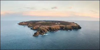 À quel département l'île de Groix appartient-elle ?