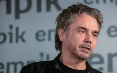 Qui est ce musicien, compositeur de l'album live ''Hong Kong'' ?