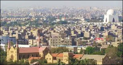 C'est la plus grande ville du Pakistan. Quelle est cette ville ?