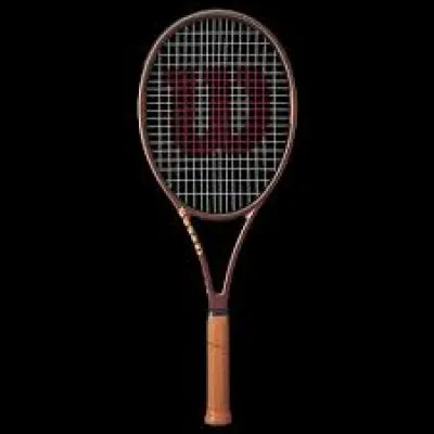 Avec quel matériau naturel confectionne-t-on le cordage d'une raquette de tennis ?