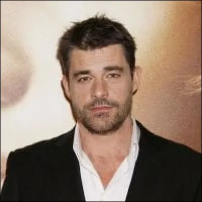 Quelle est la profession de Thierry Neuvic ?