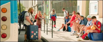 Si vous avez un p'tit truc en plus et qu'on vous demande "Qu'est-ce qu'on dit au chauffeur ?", vous devez répondre...