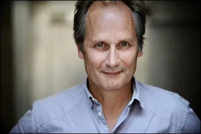 Qui est cet acteur qui joue le rôle de ''Marc'' dans le film ''Les Pyramides bleues' ?