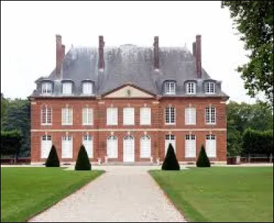 Je vous emmène maintenant en Normandie au château de Bois-Héroult. Village de l'aire d'attraction Rouennaise, il se situe dans le département ...