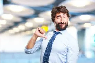 La personne au téléphone commence à te poser d'étranges questions : Où habites-tu ? Quel est ton âge ? Est-ce que tu veux jouer avec moi ?
Que fais-tu ?