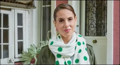 Anglaise un peu aigre, c'est la...