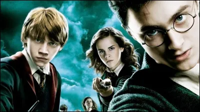 Dans la saga "Harry Potter", quelle cr&eacute;ature magique souvent repr&eacute;sent&eacute;e en gris est capable de se transformer en la chose que vous redoutez le plus ?
