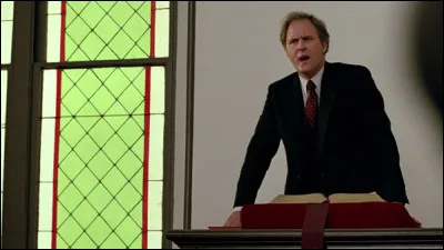 Comment s'intitule cette comédie musicale avec Lithgow ?