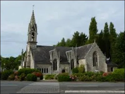 Voici l'église Saint-Juvénal, au Moustoir. Commune Costarmoricaine, elle se situe en région ...