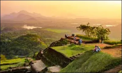 Quel pays était appelé le royaume de Ceylan ?