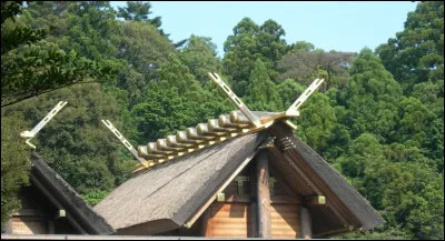 Dans quel pays le sanctuaire shinto&iuml;ste d'Ise est-il situ&eacute; ?