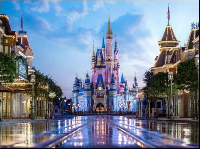 Combien y a-t-il de parcs d'attraction Disney dans le monde ?