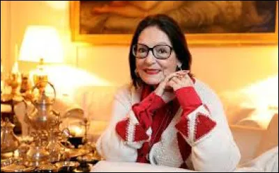 Nana Mouskouri est-elle une chanteuse grecque ?