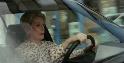 ... est le titre de cette comédie dramatique avec Deneuve.