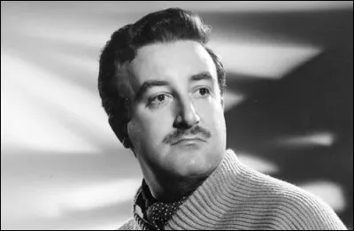 Qui est cet acteur britannique qui joue le r&ocirc;le principal dans le film ''Quand l'inspecteur s'emm&ecirc;le'' ?