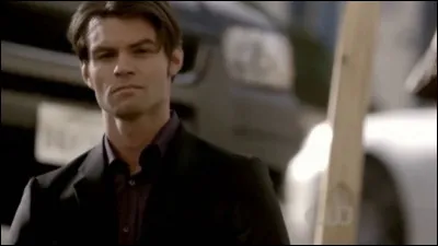 Qui tue Elijah ?