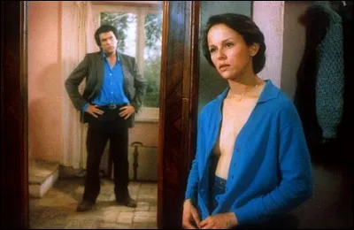 Elle est Ida, jeune actrice de théâtre, dans "Identification d'une femme" : quel cinéaste italien en est le réalisateur ?