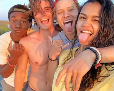 Même question. Tu trouves un trésor qui contient 500 000 euros. Qu'est-ce que tu es le plus susceptible de faire ?