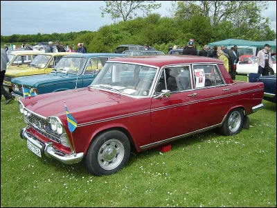 Combien y a-t-il de pièces au château de Versailles ?