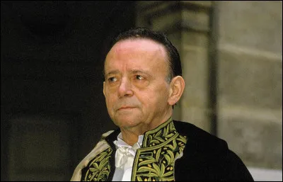 Qui est cet auteur du roman ''Caroline Chérie'' ?