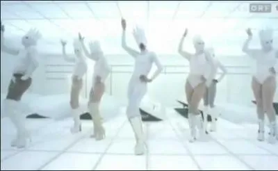 Cette image figure-t-elle dans ce clip ?