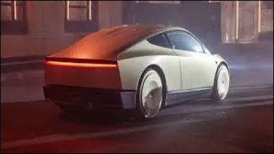 Qui est l'auteur de ce robotaxi ?