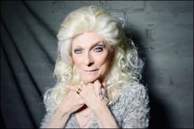Quelle chanson de Judy Collins parle de clowns et de mélancolie ?