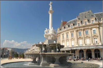 Comment appelle-t-on les habitants de Valence, dans la Drôme ?